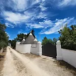 Unforgettable In Authentic Trullo With Jacuzzi Tatil Evi Martina Franca