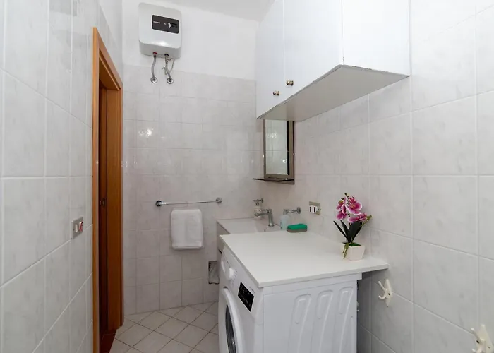 Unforgettable In Authentic Trullo With Jacuzzi