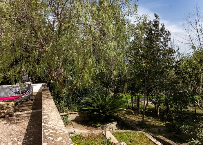 Unforgettable In Authentic Trullo With Jacuzzi Hébergement de vacances Martina Franca
