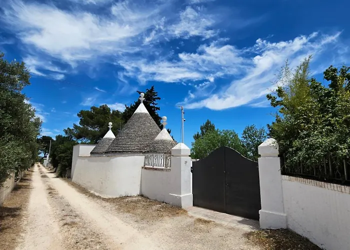 Unforgettable In Authentic Trullo With Jacuzzi Hébergement de vacances Martina Franca